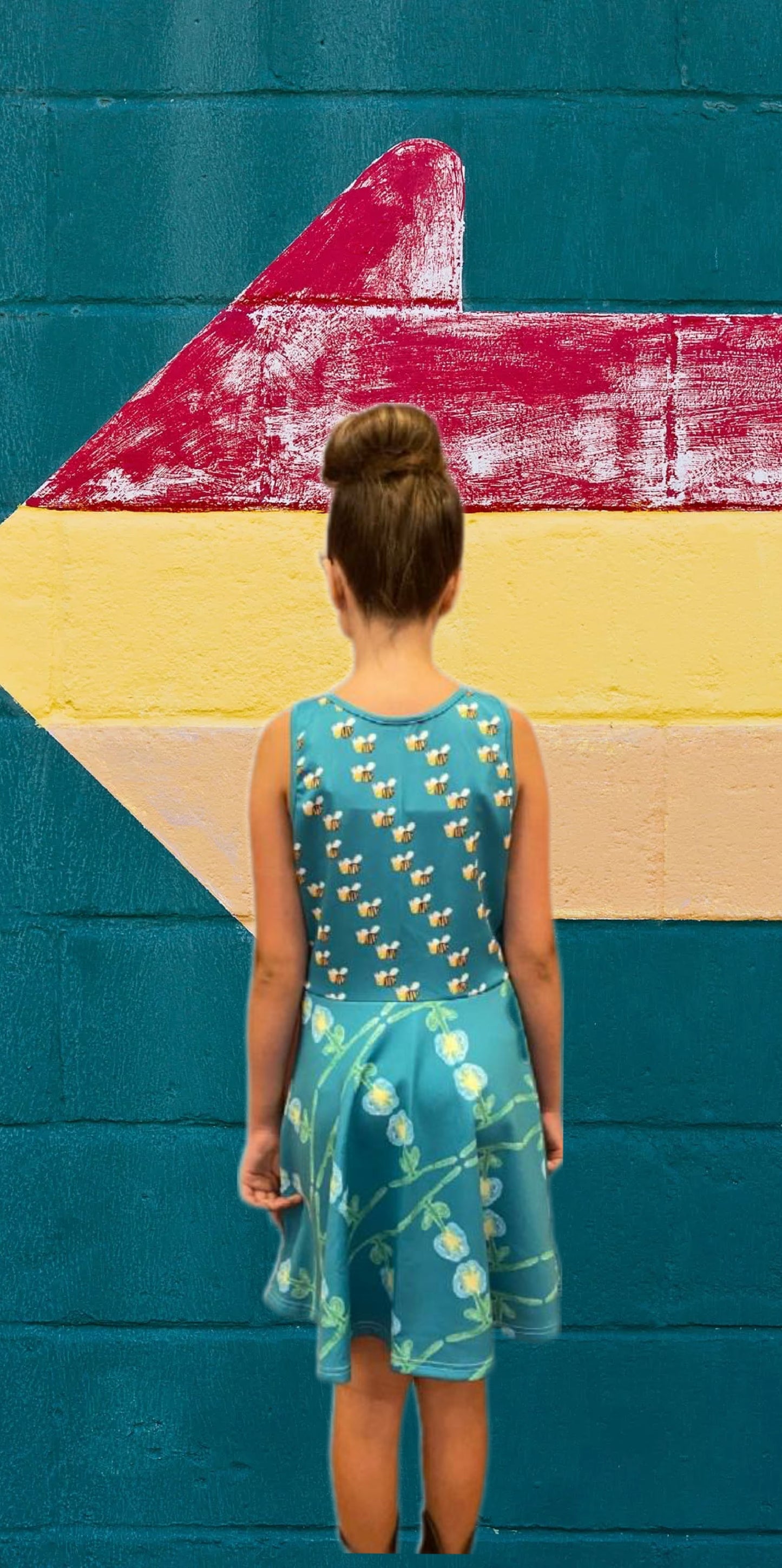 Queen Bee Sleeveless Dress - On the Go with Princess O