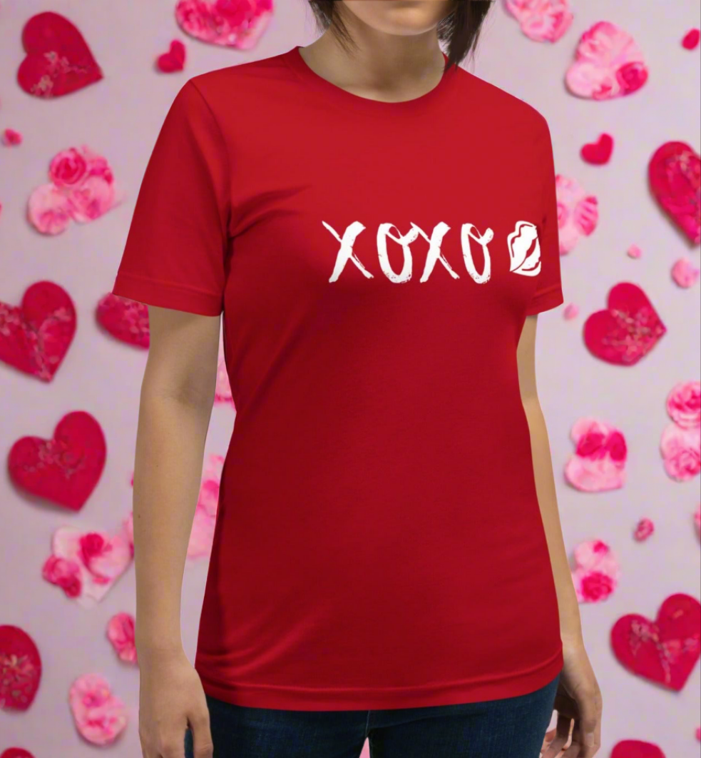 XOXO Hugs & Kisses Juniors Womans Tee On the Go with Princess O