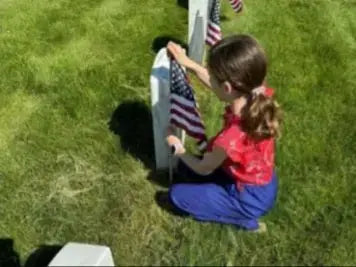 Wreaths-Across-America On the Go with Princess O