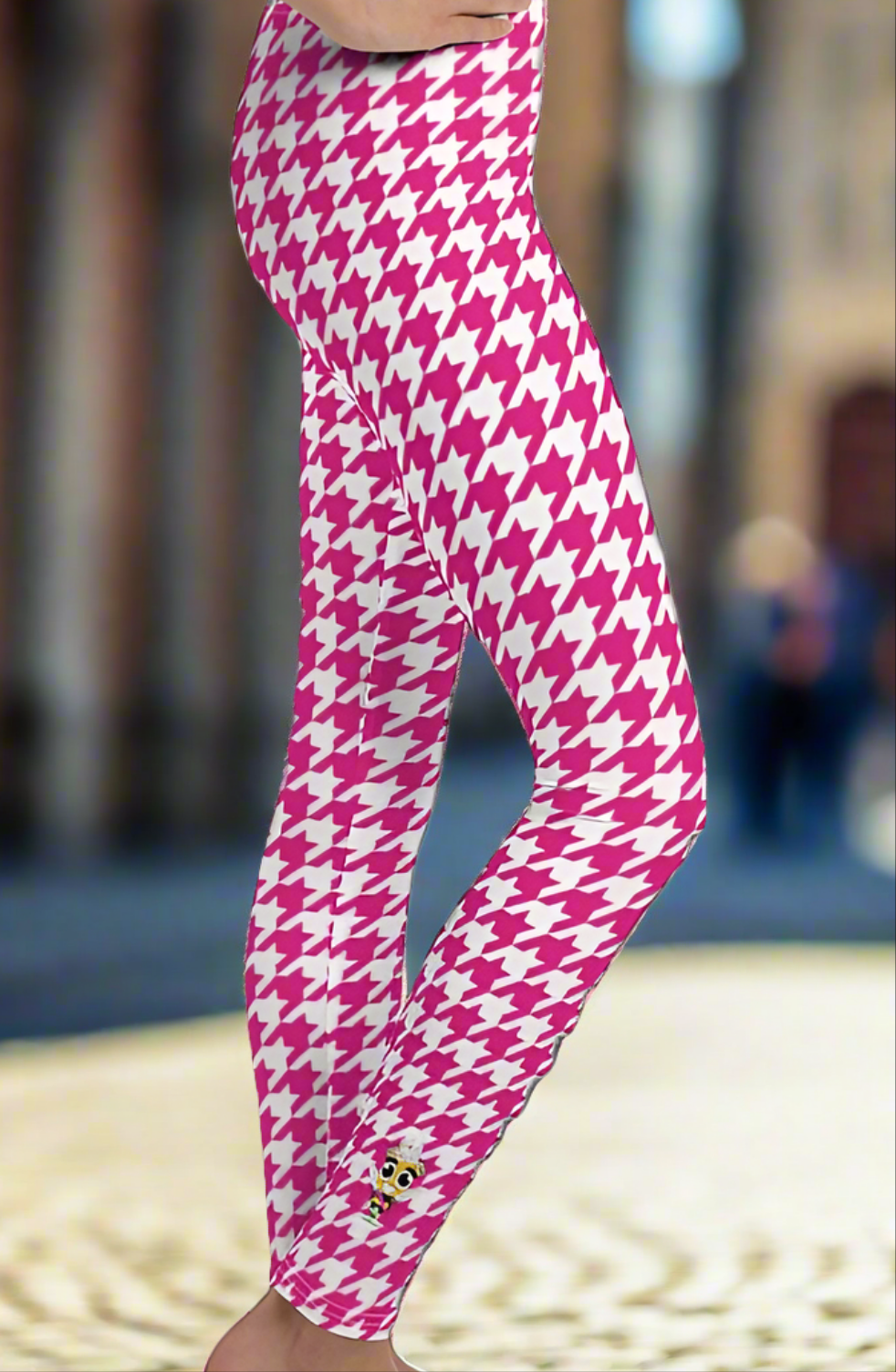 Queen Bee Pink Houndstooth Girls Juniors Leggings